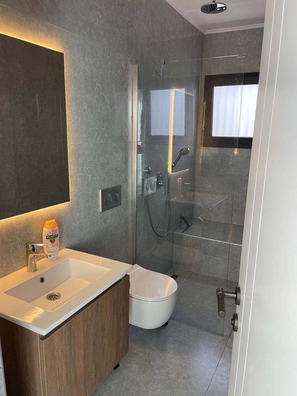 La Isla — Furnished Garden Villa